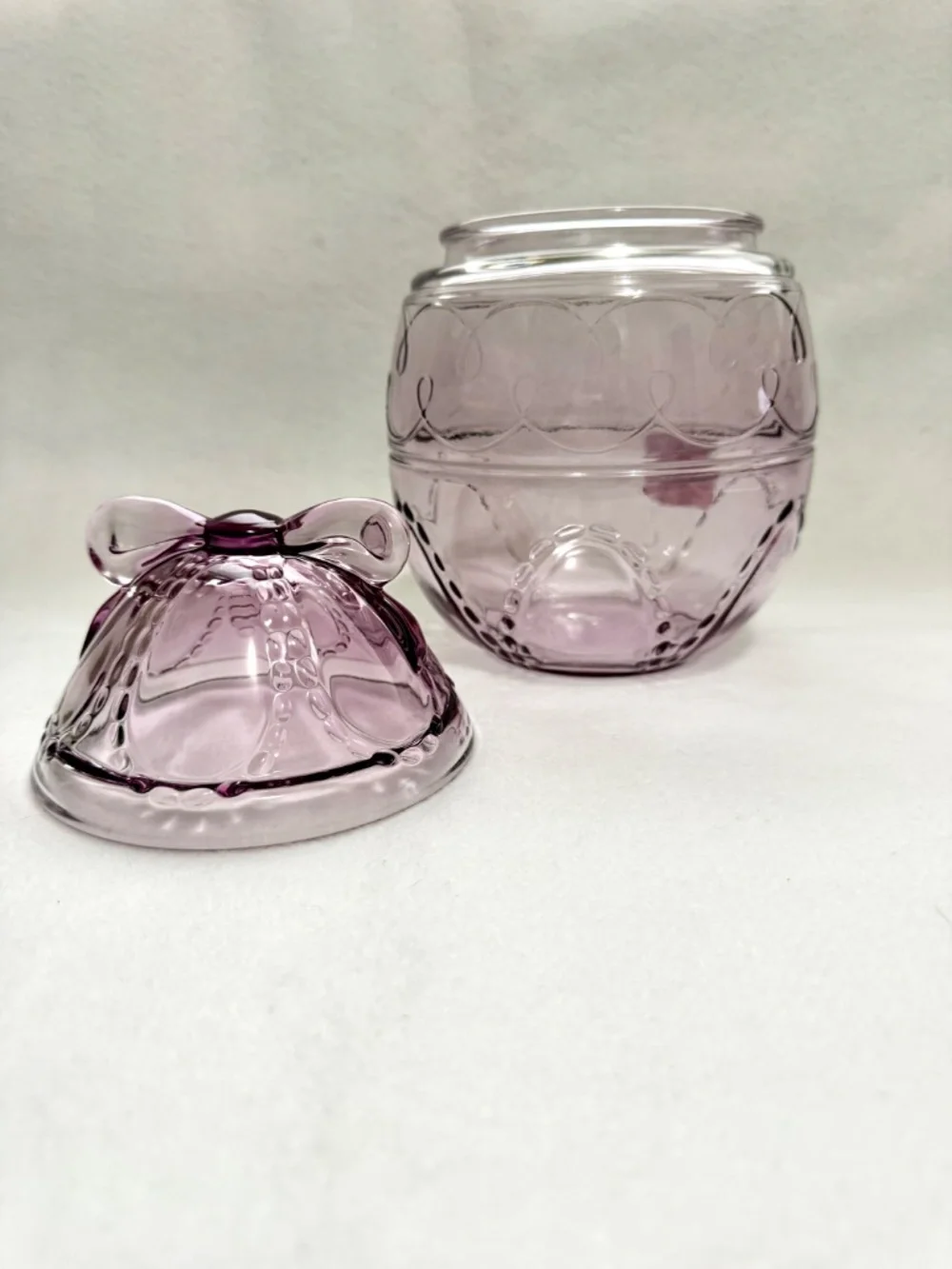 Vintage Anchor Hocking Lavender Embossed Glass Easter Egg Cookie or Candy Jar